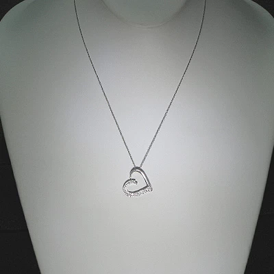 14K White Gold Designer Diamond Heart Pendant 0.56ct - Image 2