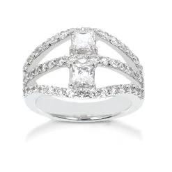 Platinum Women's Diamond Ring 1.70ct